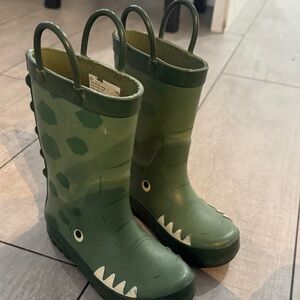 Cat & Jack Green Dinosaur Kids Boots